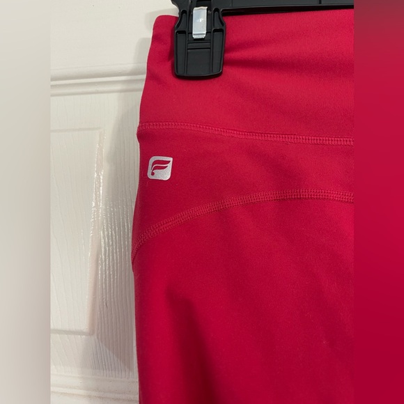 Fabletics Red Ankle Length Legging - Picture 5 of 5